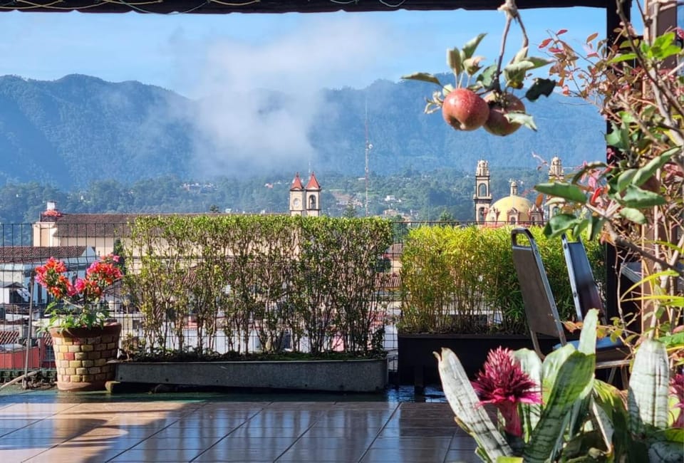 Hotel El Eden 2 pers 12 Bed and Breakfast in State of Puebla