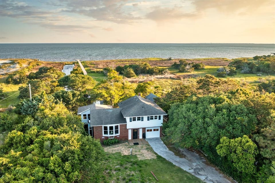 CYPRESS COVE cottage House in Buxton