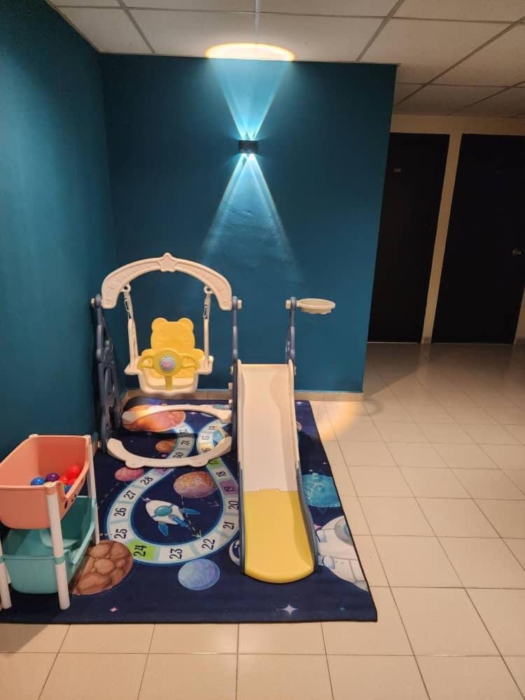 Captain Hotel Cafe & Bistro Hotel in Perak