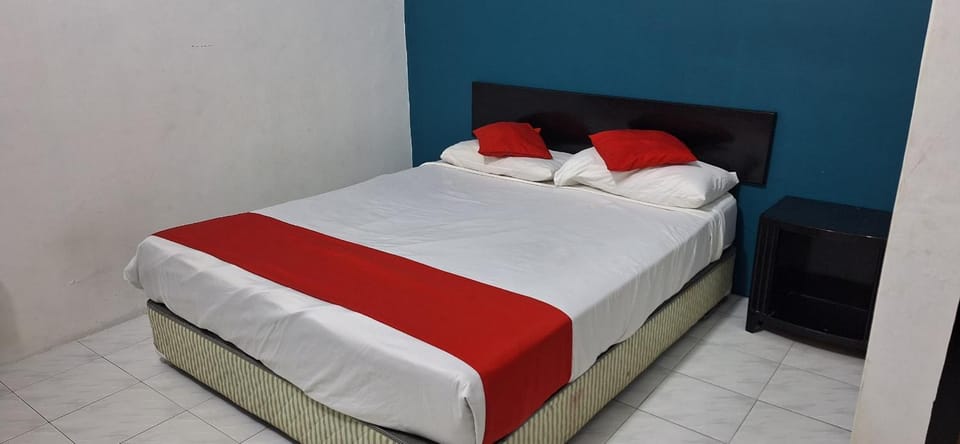 Captain Hotel Cafe & Bistro Hotel in Perak