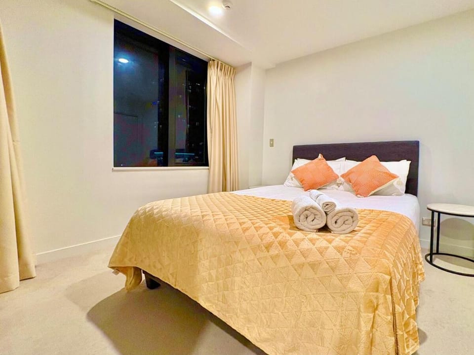 High-Floor 2BR Apartment Near Sky Tower Pool Gym V182 Apartment in Auckland