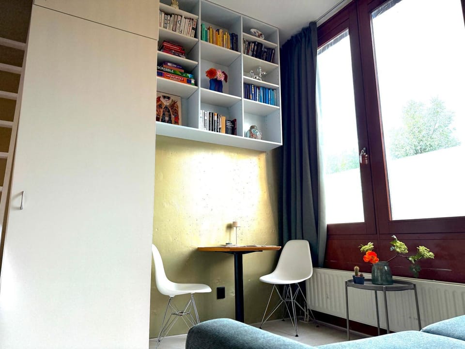 Cosy Studio, with outdoor swimming Apartment in Amsterdam