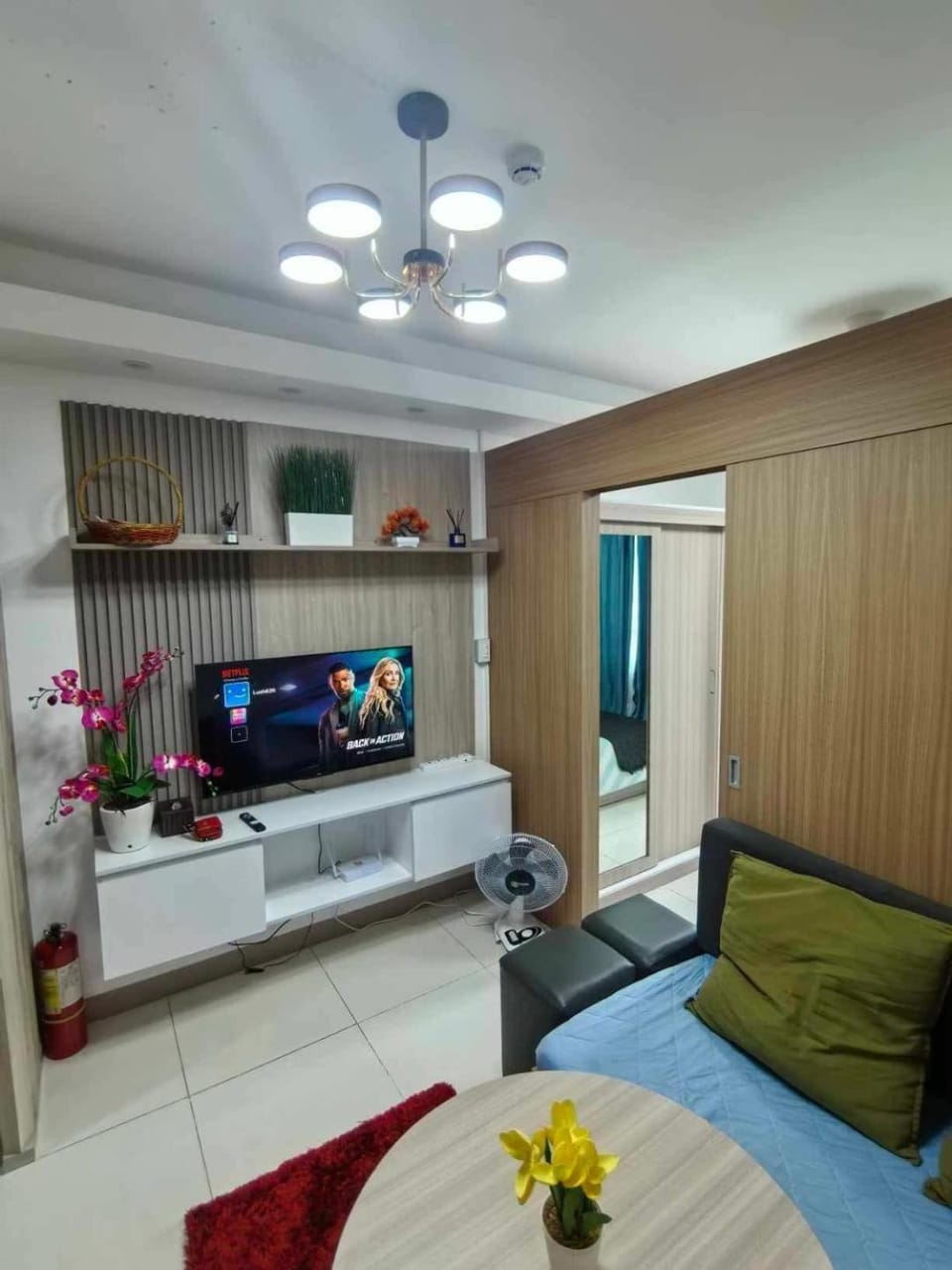 Communal lounge/ TV room, TV and multimedia, Living room