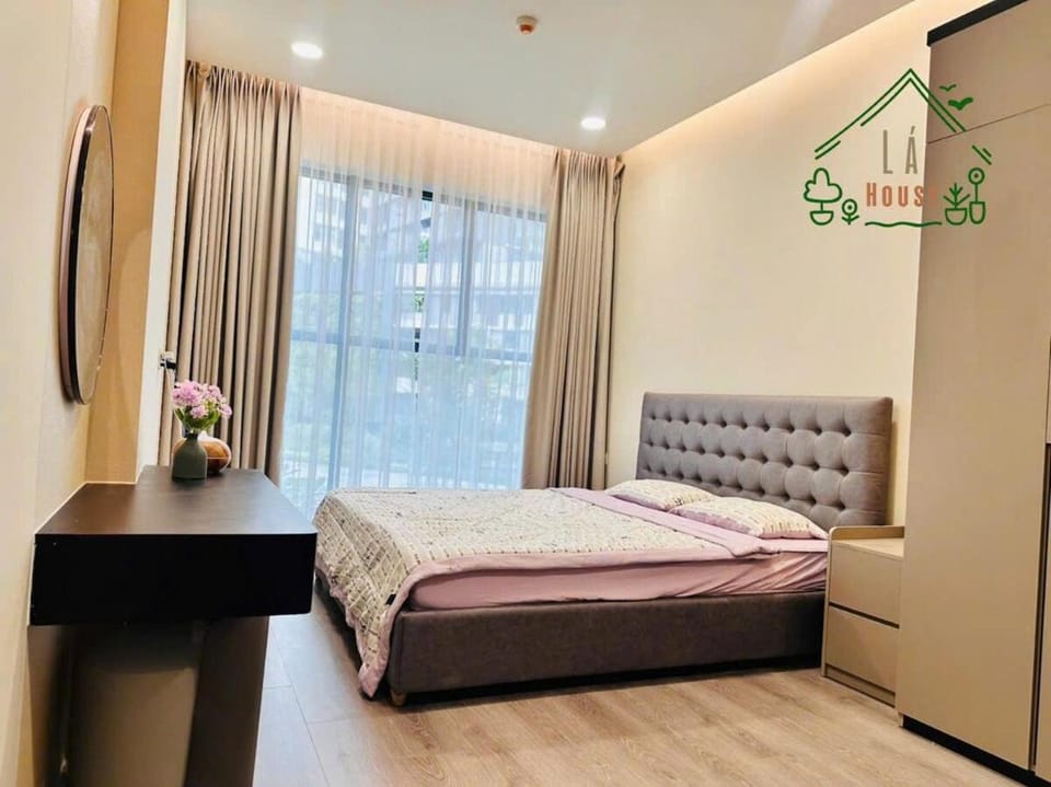 Diamond apartment 2 bedrooms 2 bathrooms full beautiful Apartment in Ho Chi Minh City