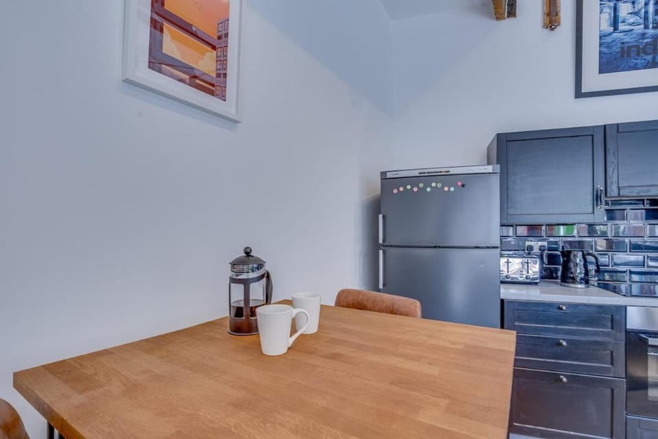 Kelham 2 Bed Loft - Free Parking Apartment in Sheffield