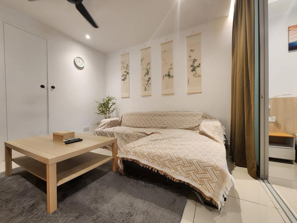 NEW Comfy Muji Studio 3Elements Seri Kembangan Apartment in Selangor, Malaysia