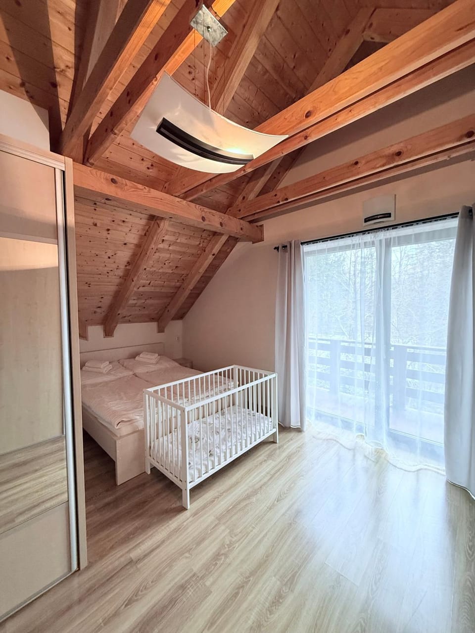 Chata pri Jazere Chalet in Slovakia