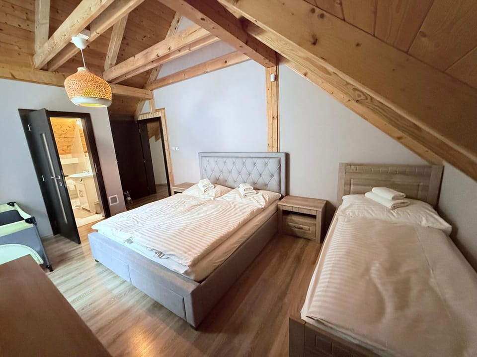 Chata pri Jazere Chalet in Slovakia