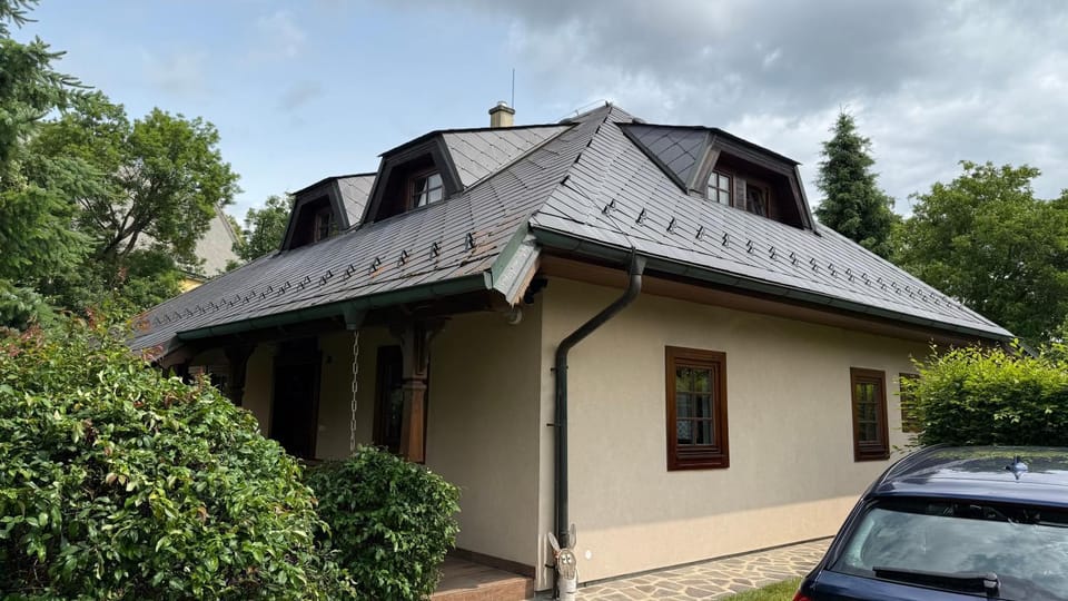 Křivoklátské Johnyho bydlení Villa in Czechia