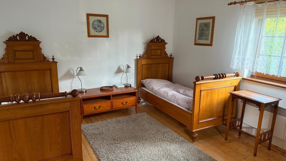 Křivoklátské Johnyho bydlení Villa in Czechia