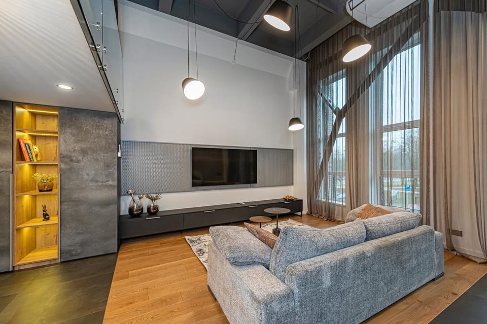 Communal lounge/ TV room, Bed, TV and multimedia, Living room, Photo of the whole room, Seating area