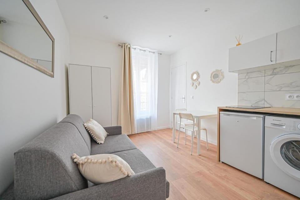 Appartement Cosy Neuf Apartment in Clichy