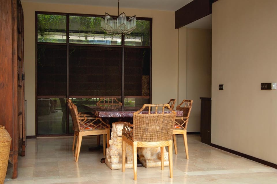 Communal lounge/ TV room, Kitchen or kitchenette, Seating area