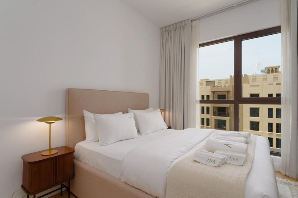 Modern 1BR Steps from Burj AlArab Madinat Jumeirah By AYA Boutique Apartment in Dubai