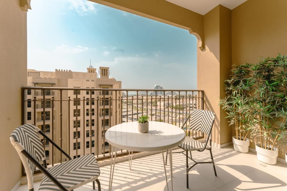 Property building, Day, View (from property/room), Balcony/Terrace