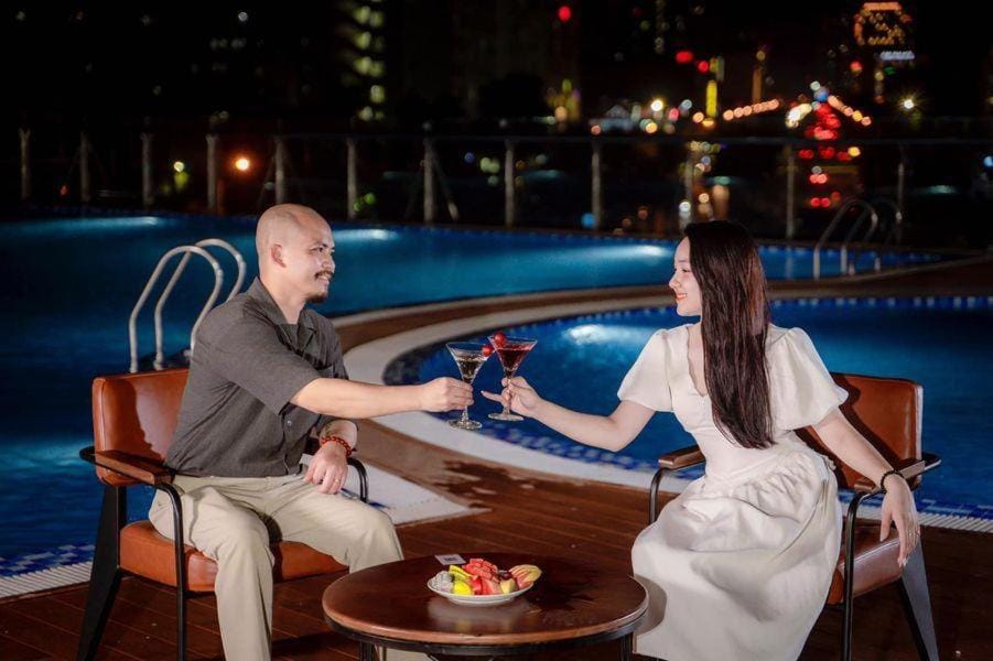 People, Swimming pool
