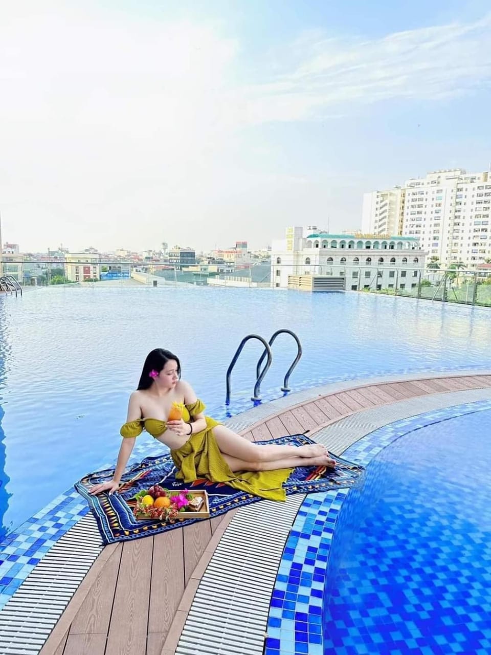 People, Guests, Swimming pool