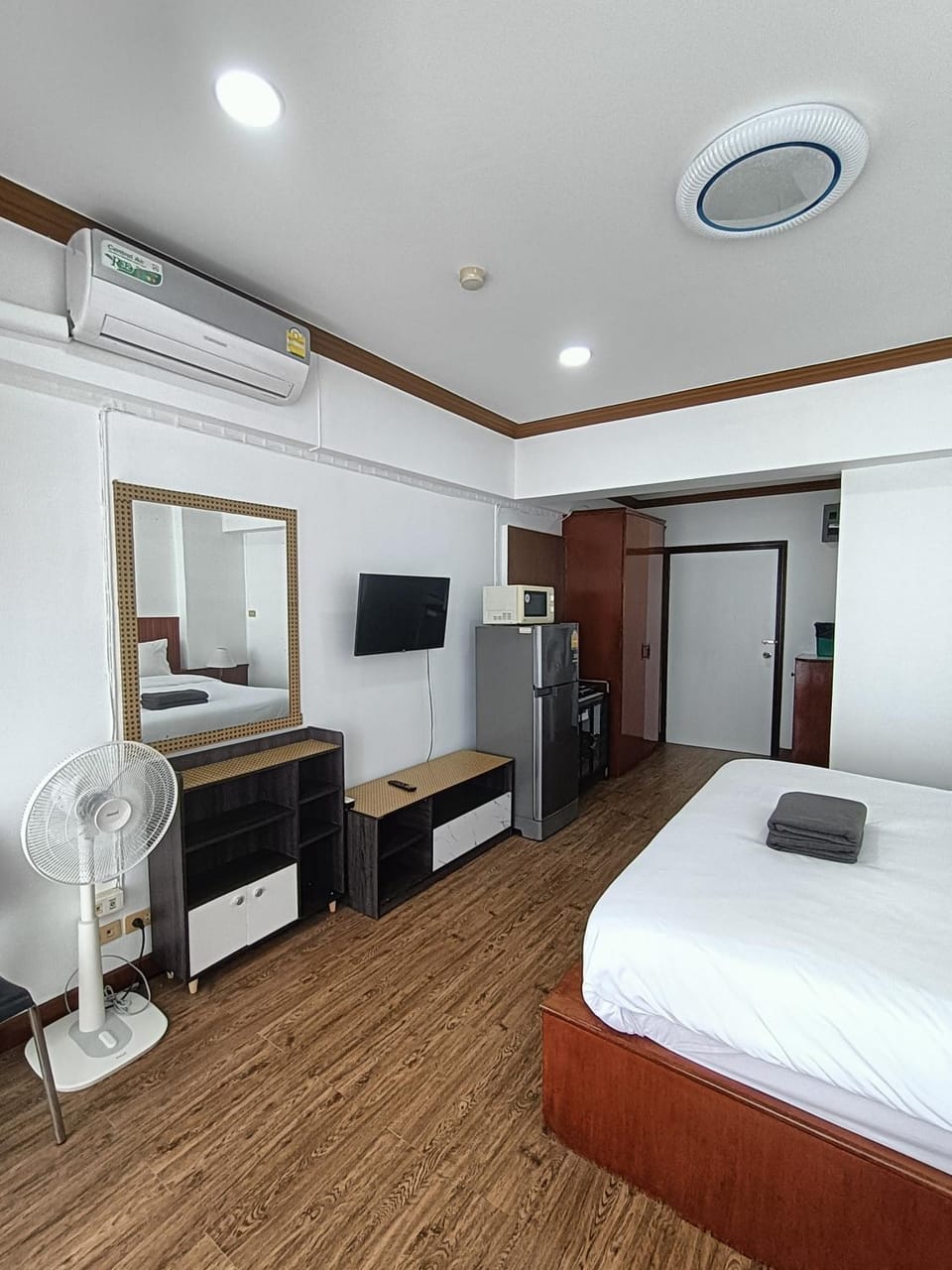 Thiantong condotel Seaview -6 Apartment in Pattaya City