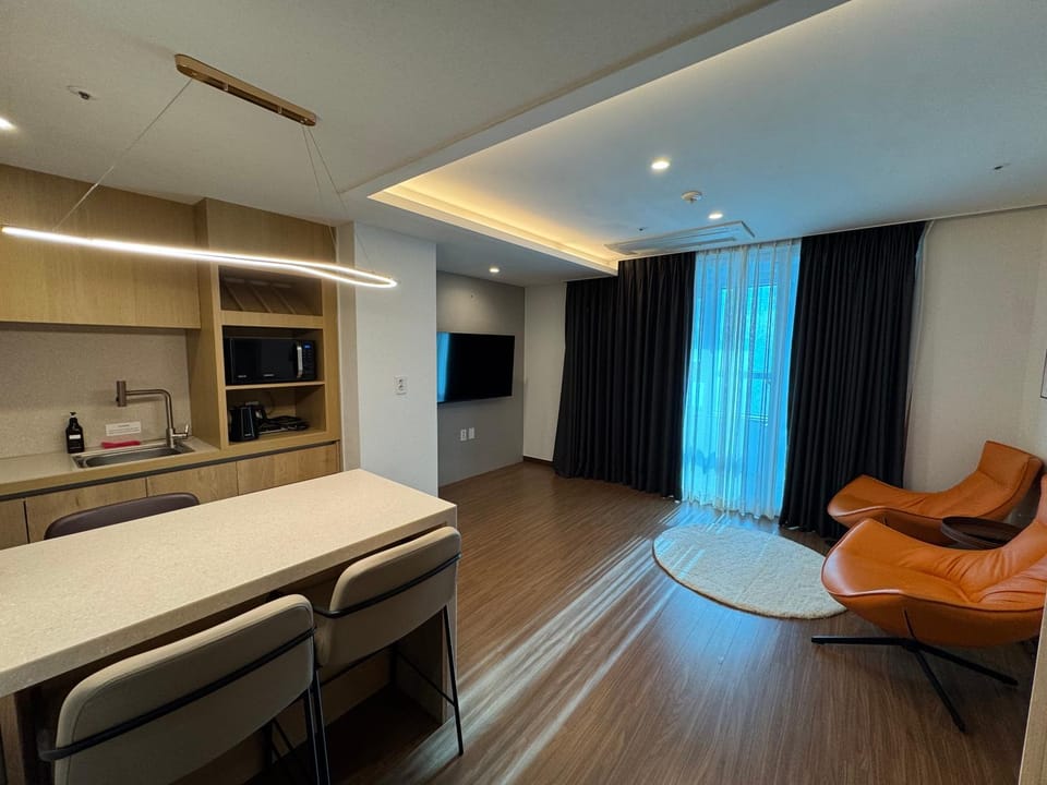Felix by STX Hotel & Suite Apartment in Busan