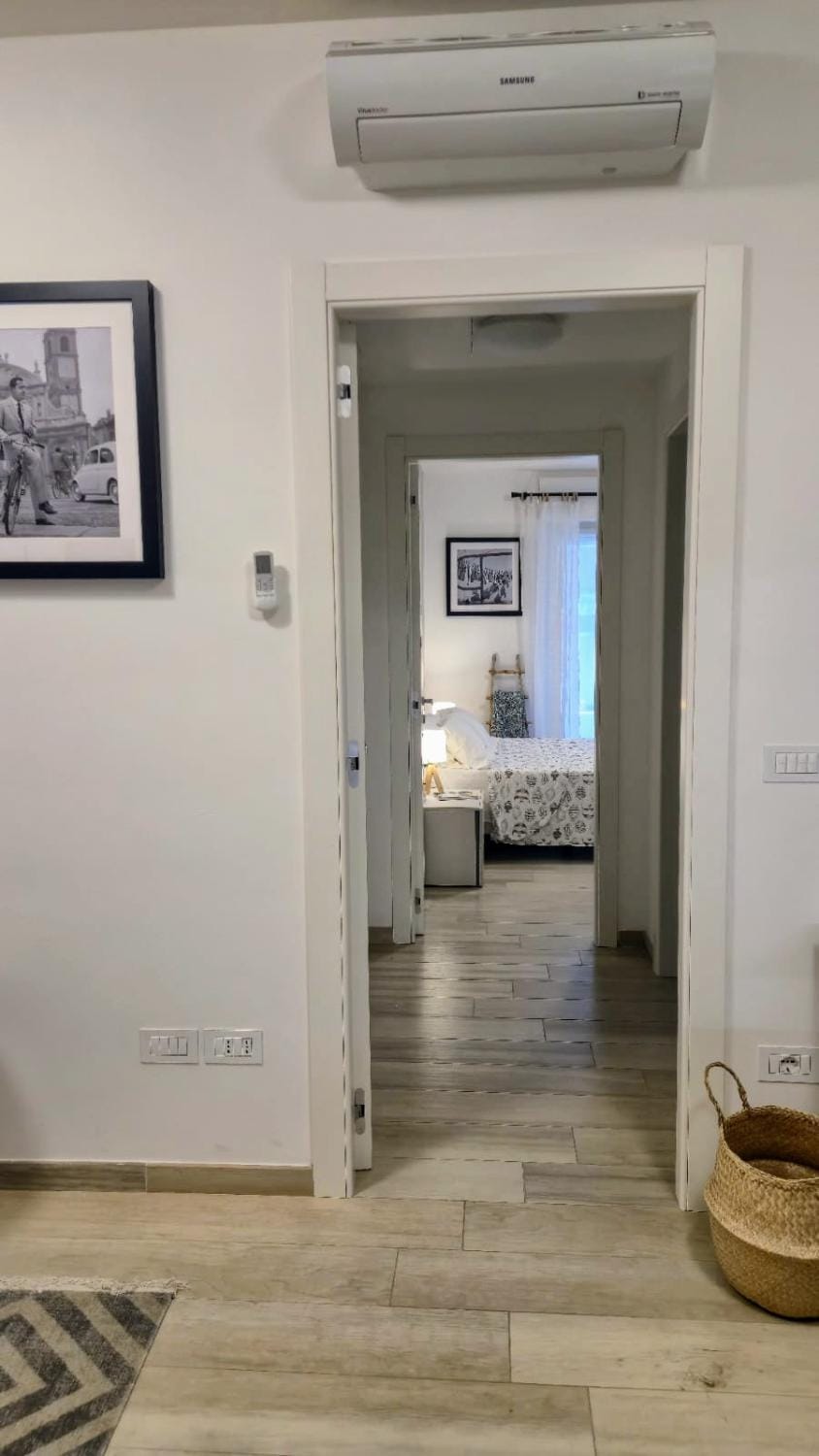 Living room, air conditioner