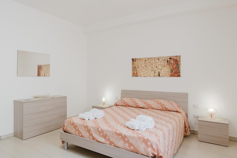 Living room, Bedroom