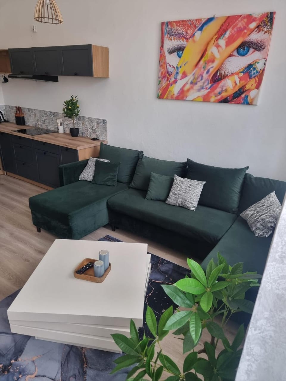 Kitchen or kitchenette, Living room, Seating area