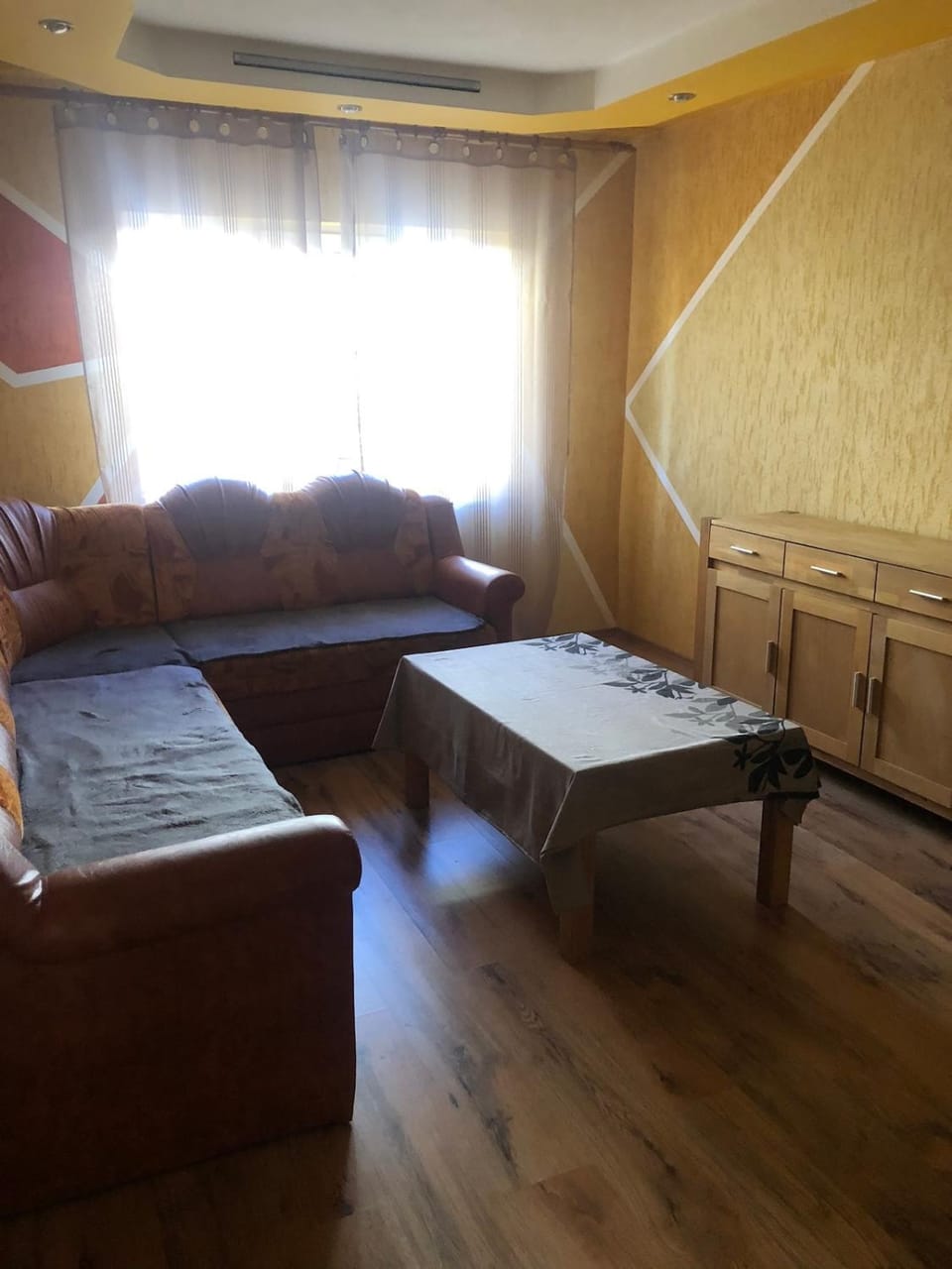 Apartament cu 2 dormitoare Apartment in Romania