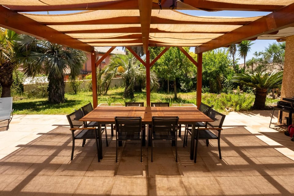 Villa paisible, piscine, BBQ & terrain de pétanque House in Canet-en-Roussillon
