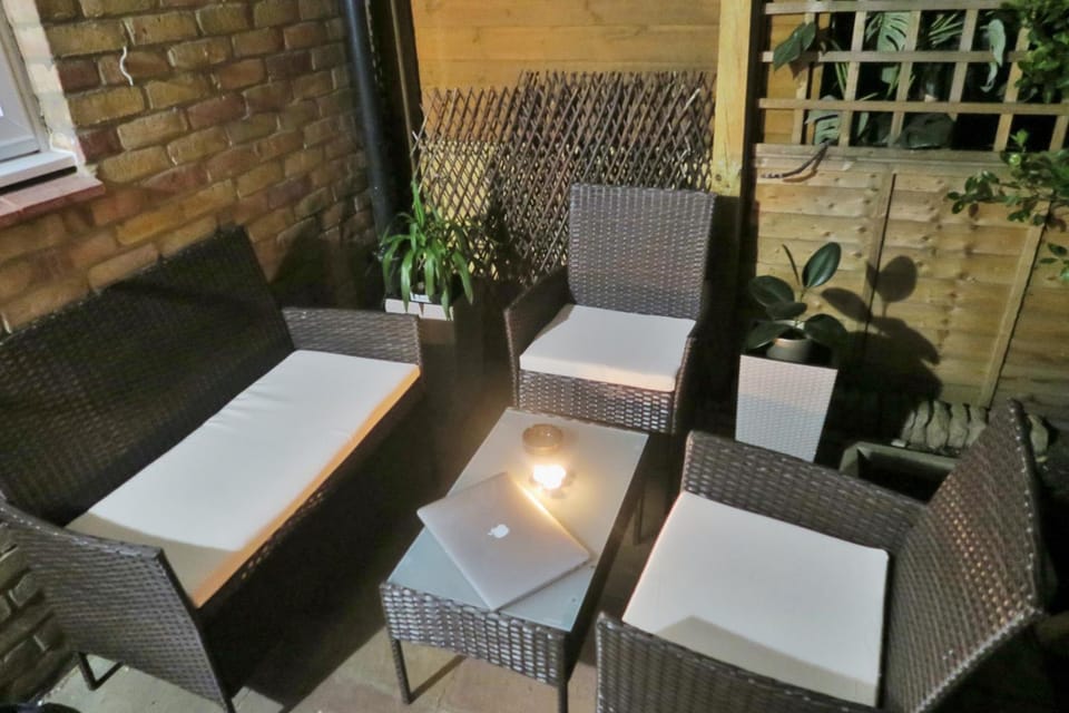 Patio, Balcony/Terrace