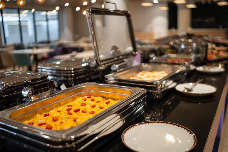 Restaurant/places to eat, Food and drinks, Food