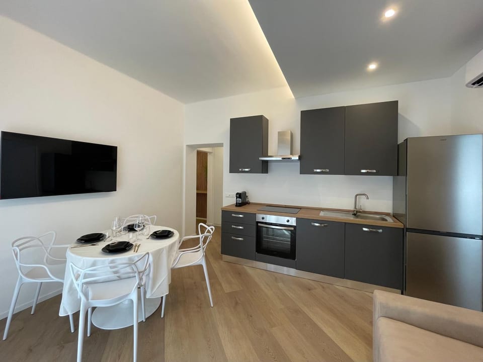 SR4 - Elegante dimora con vista Apartment in Sanremo