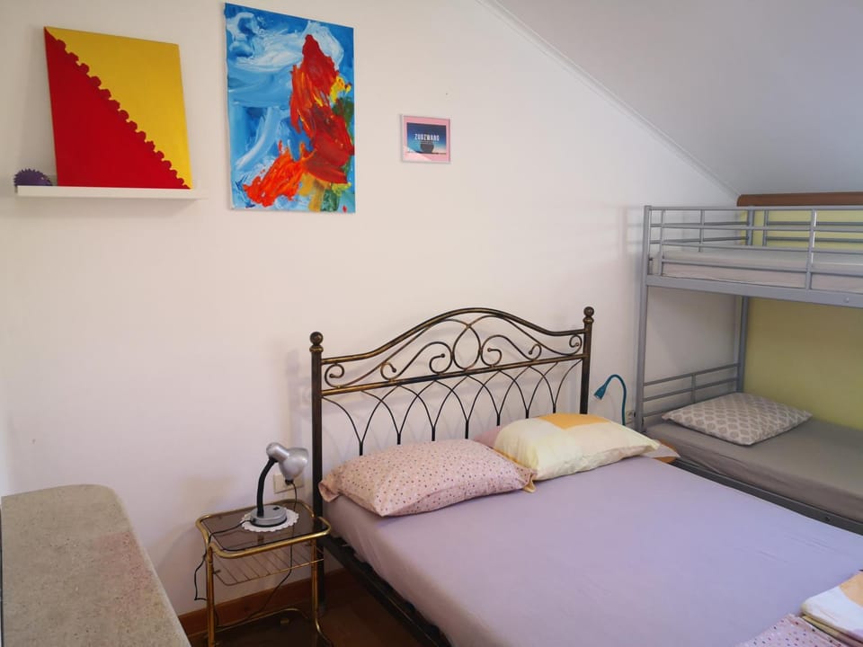 Bed, Bedroom, bunk bed