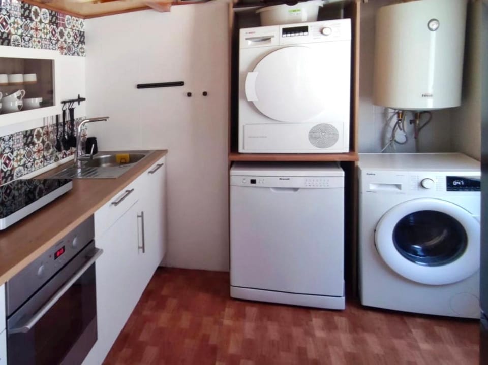 dishwasher, oven, stove, washing machine, dryer