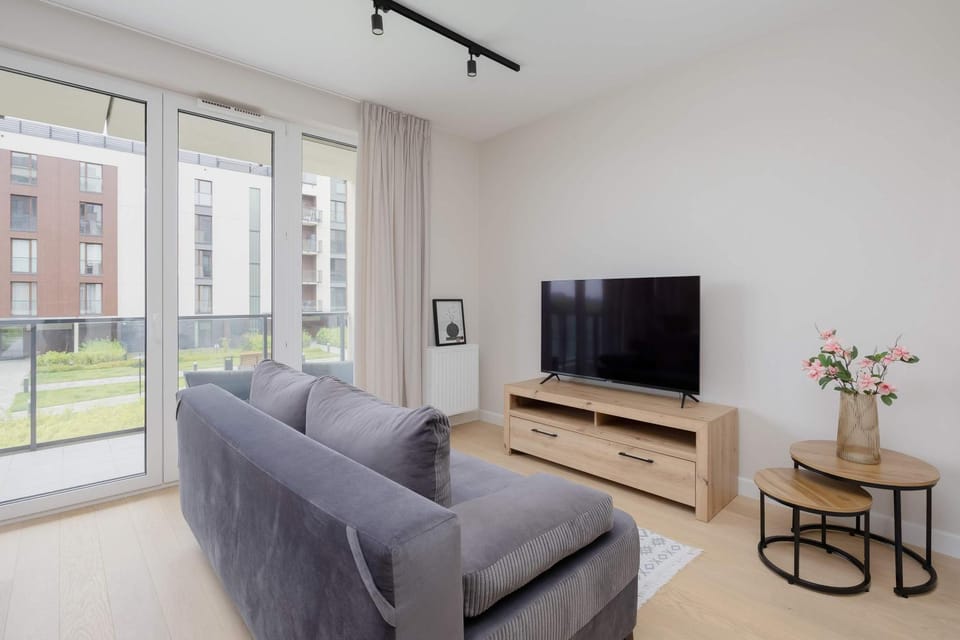 Communal lounge/ TV room, TV and multimedia, Living room, Seating area, Evening entertainment