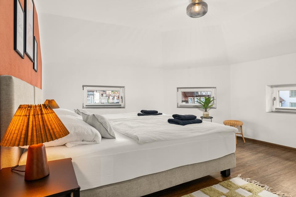 Bedroom, storage