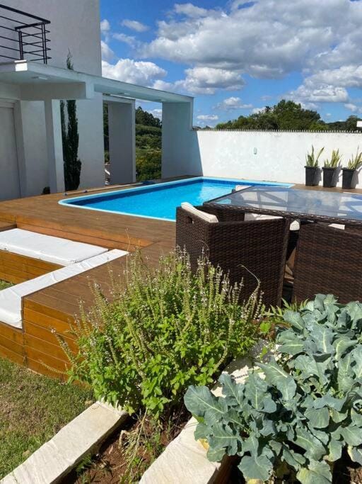 Casa confortável com piscina Villa in Santa Cruz do Sul