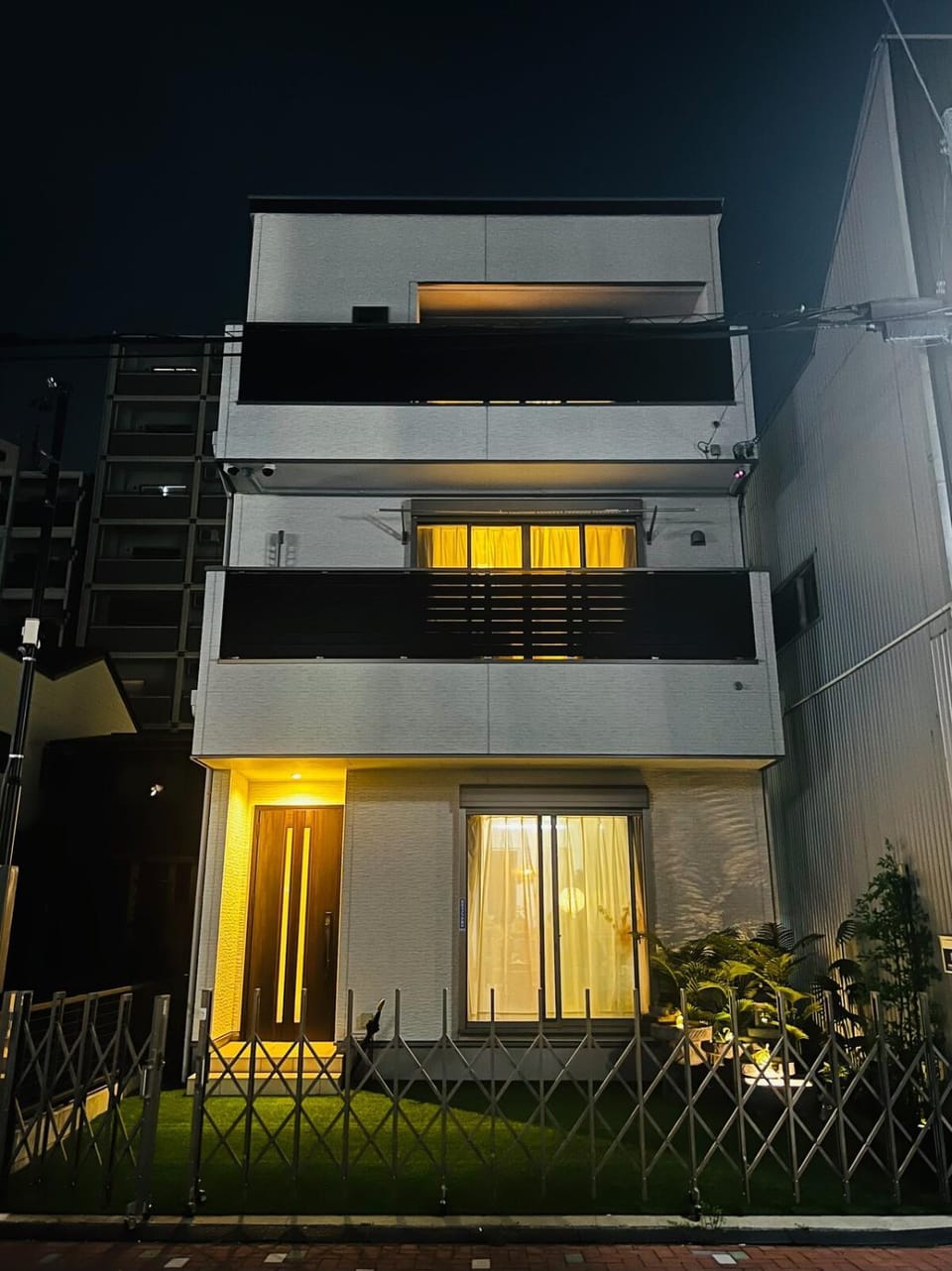 Property building, Night