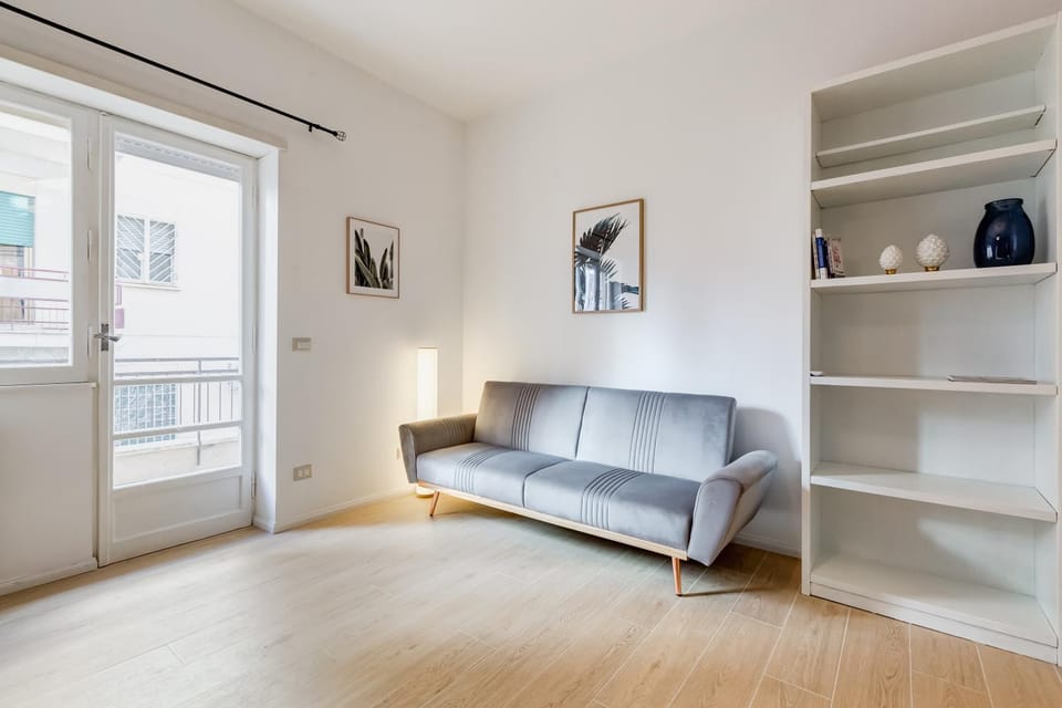 Seating area, Bedroom