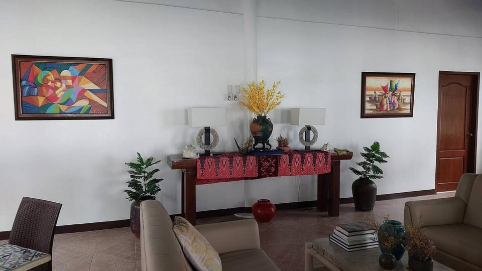 Living room, Decorative detail