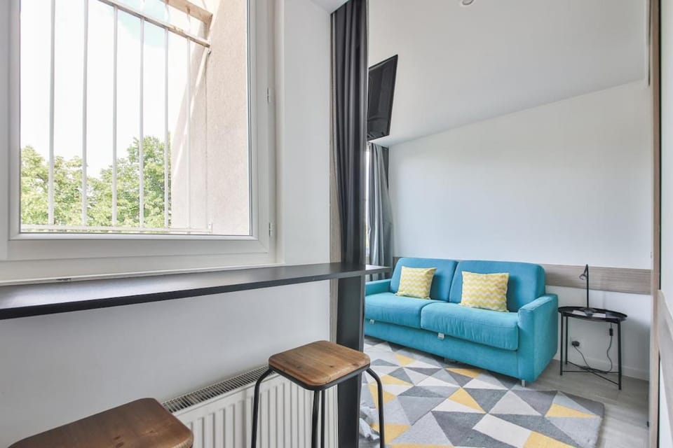 Apartment for 2 Parc Expo Porte de Versailles Apartment in Vanves