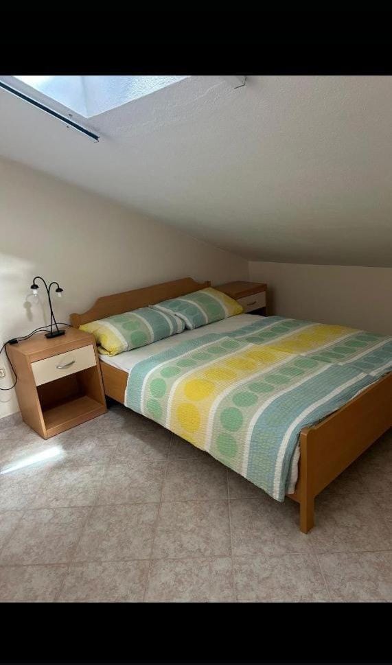 okrug Gornji Wohnung Apartment in Okrug Gornji