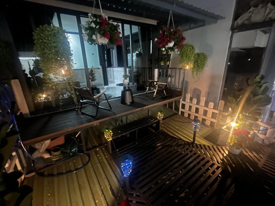 Patio, Night, View (from property/room), Balcony/Terrace, Seating area