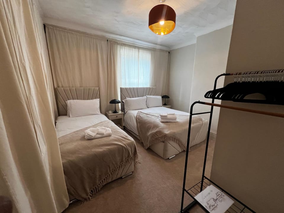 Luxury Stay by Etihad Stadium House in Manchester