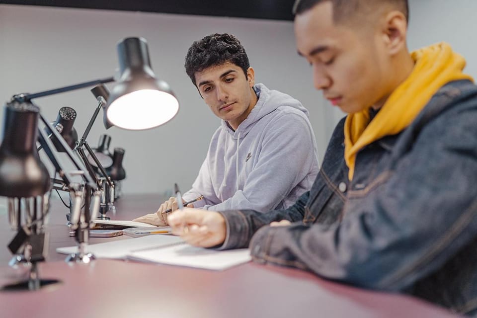 Student Only Bronze Ensuite Mid Level South Bank Residence Apartment in London Borough of Southwark