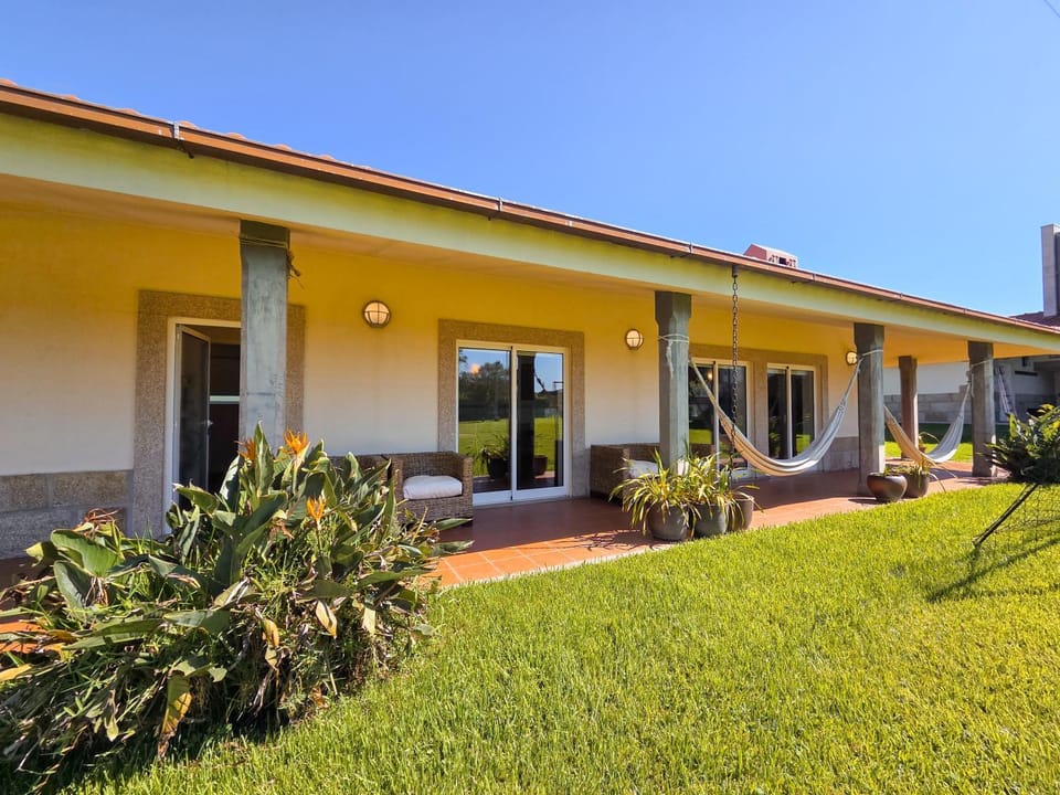 Property building, Garden, Garden view