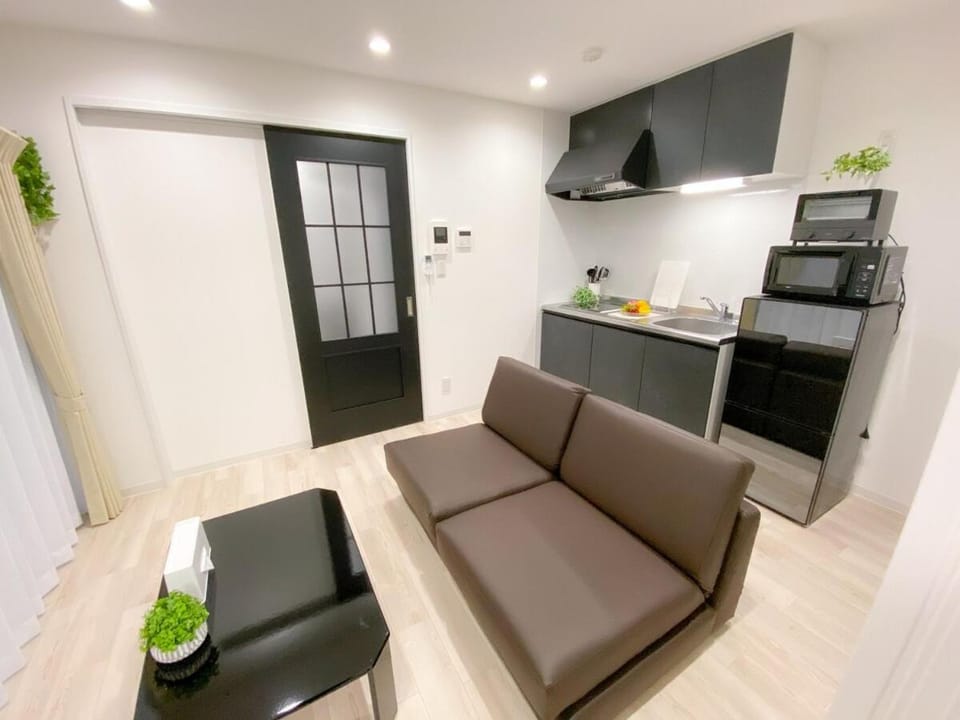 GLITTER102 Max 6ppl 5 minutes to USJ by train Apartment in Osaka