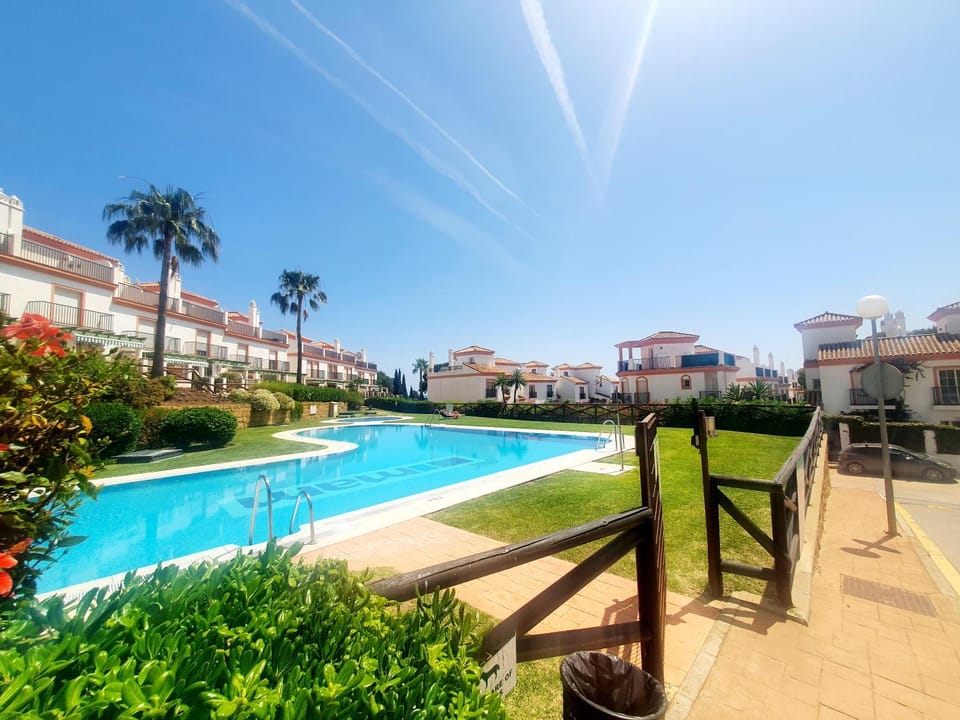 Golf & Green Escape Apartment in Marbella