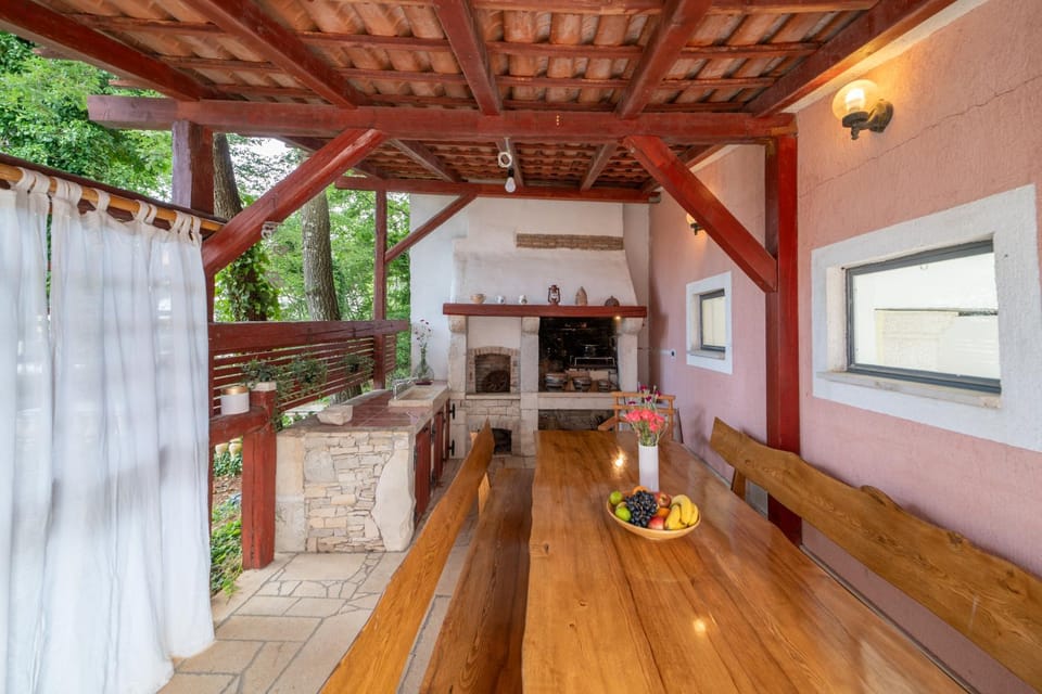 BBQ facilities, Garden