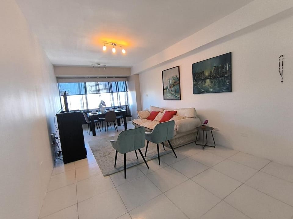 4p apartamento con excelente ubicacion frente al cc la Vela Apartment in Venezuela
