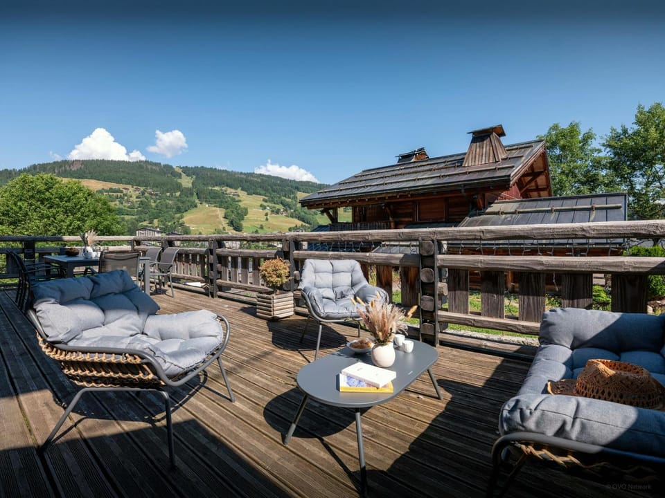 Day, Natural landscape, Summer, View (from property/room), Balcony/Terrace, Mountain view